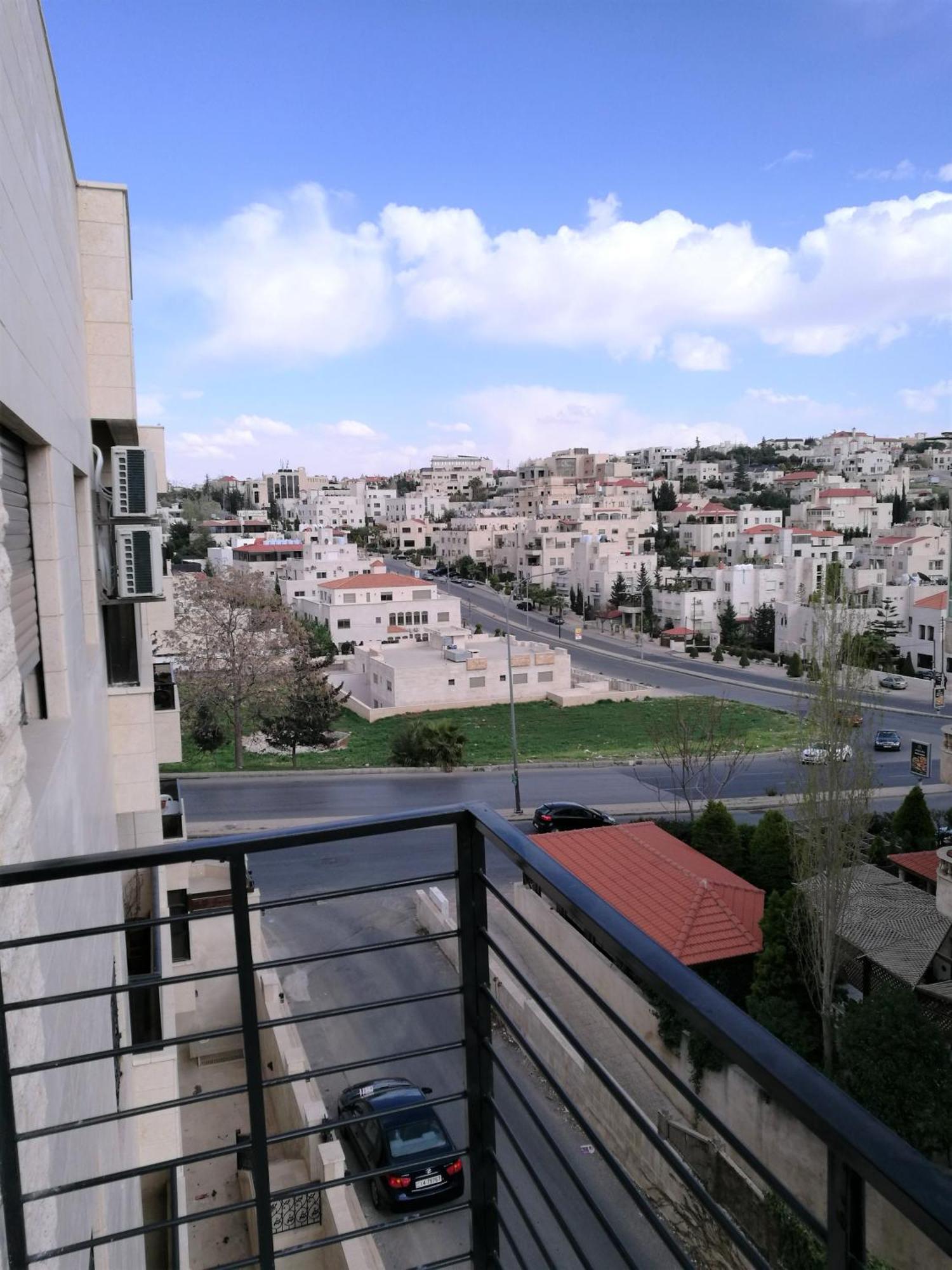 Dair Ghbar Gate Apartments Amman Ngoại thất bức ảnh