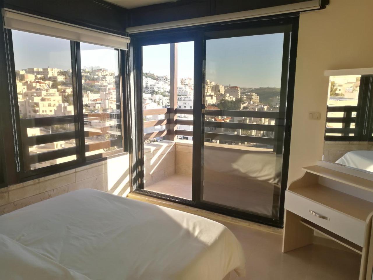 Dair Ghbar Gate Apartments Amman Ngoại thất bức ảnh