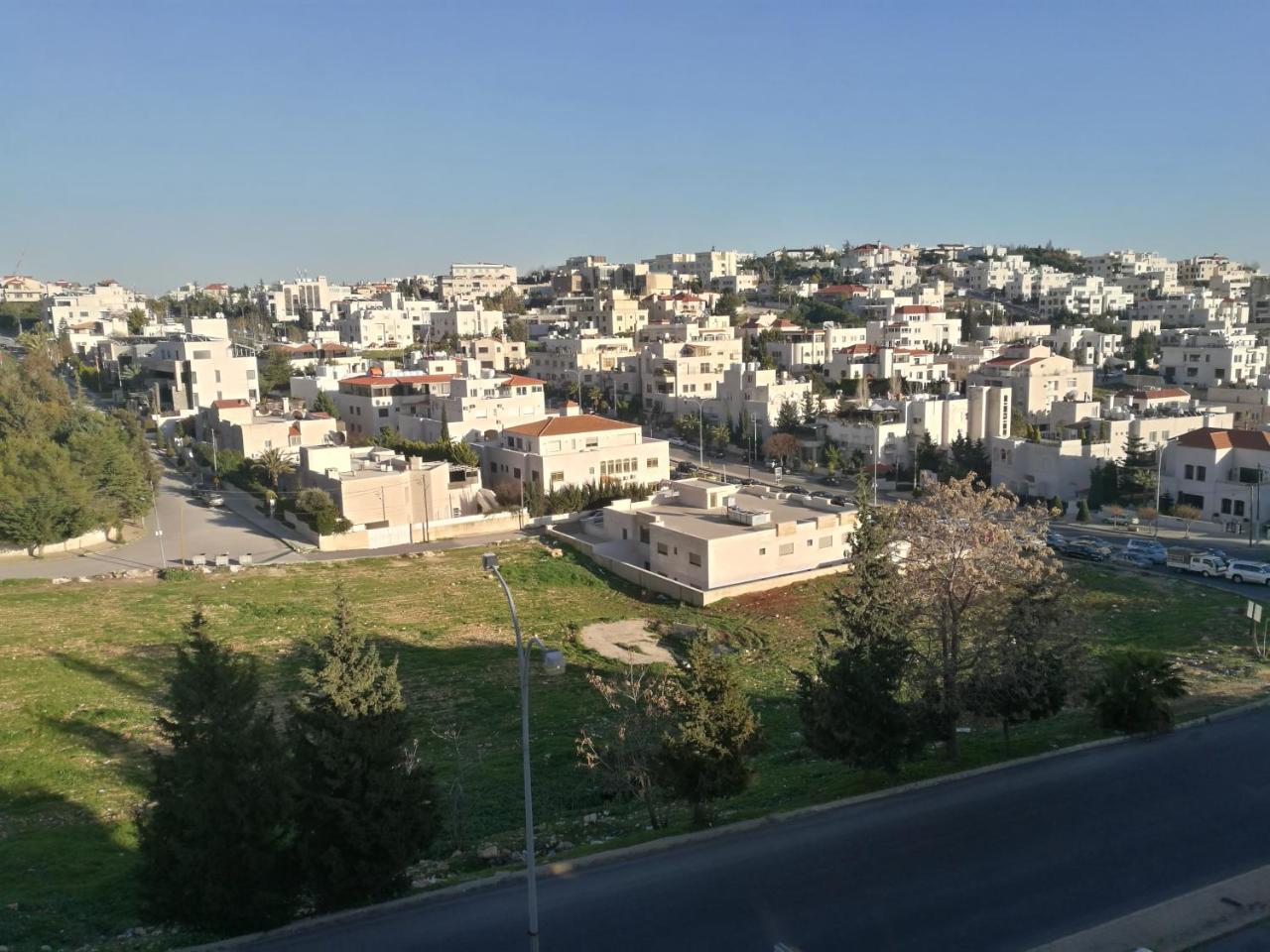 Dair Ghbar Gate Apartments Amman Ngoại thất bức ảnh